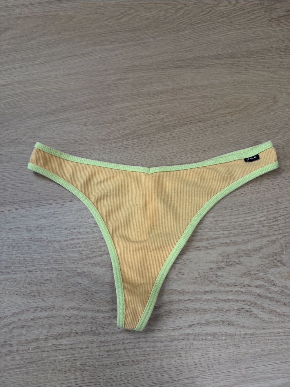 PINK Victoria’s Secret Ribbed Thong Panty XXL